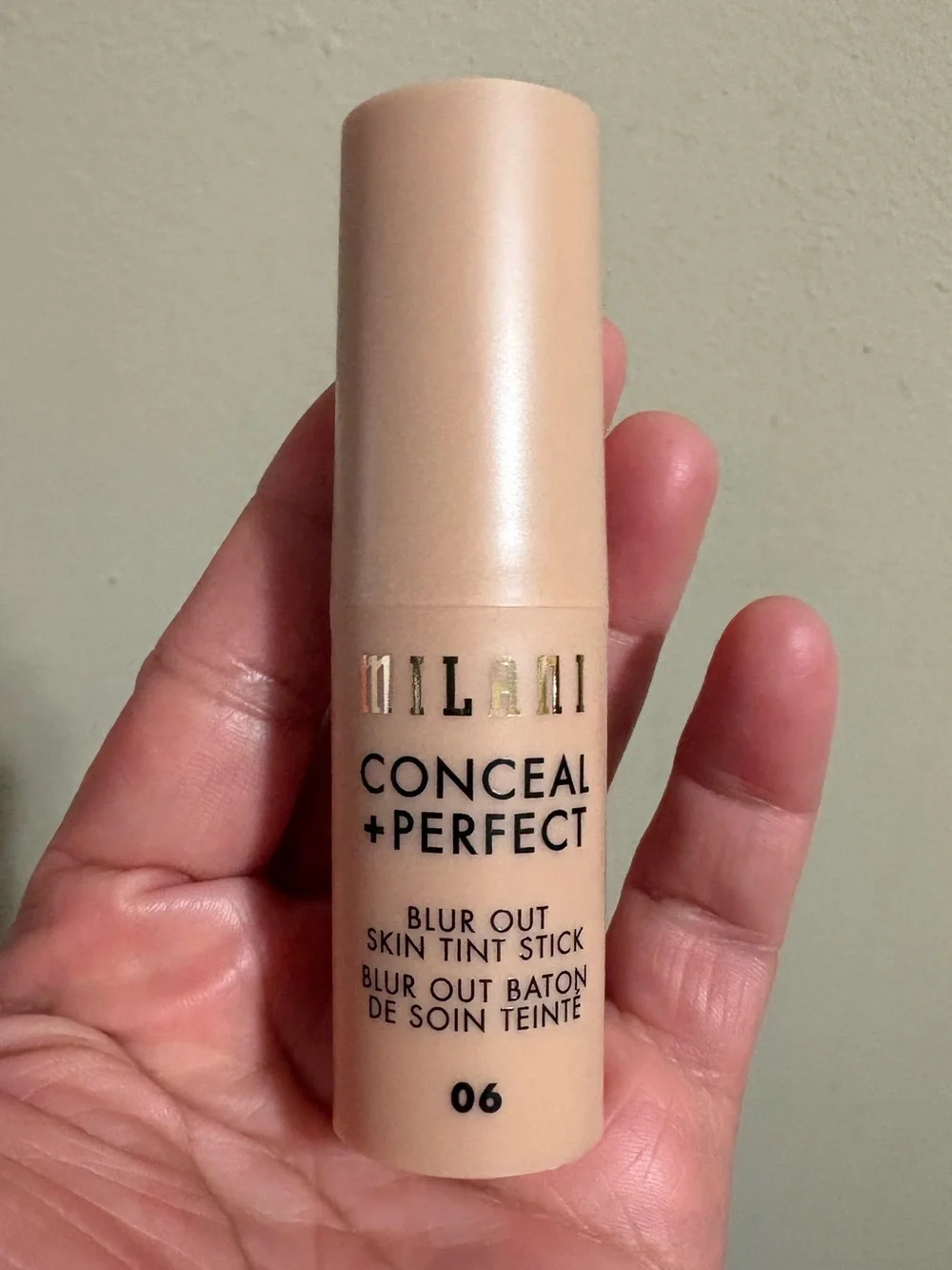 Milani Conceal + Perfect Blur Out Skin Tint Stick 06 LIGHT WARM PEACHY Brand New